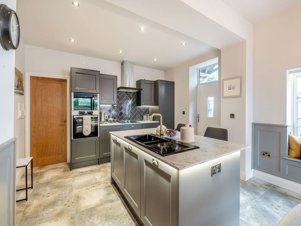 Open plan living space | Foreman&rsquo;s Cottage, Beverley