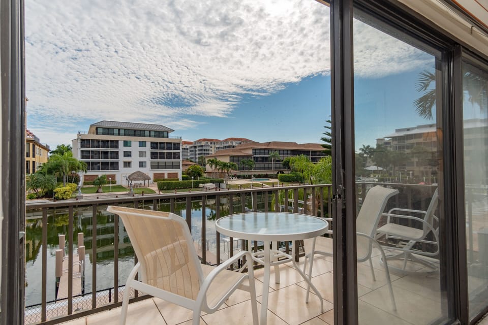 Invite the Gulf breeze, directly from your living room.