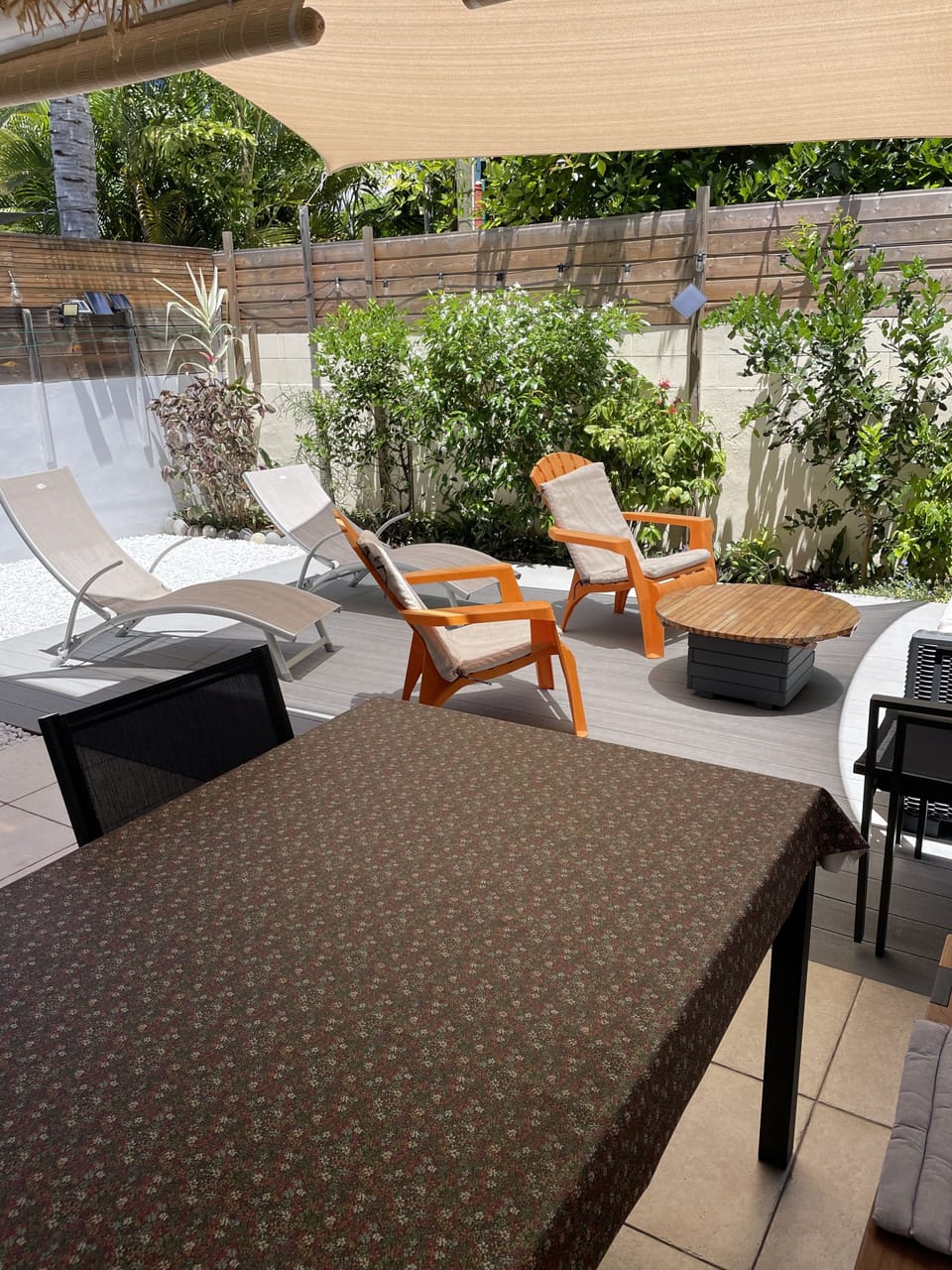 Outdoor dining