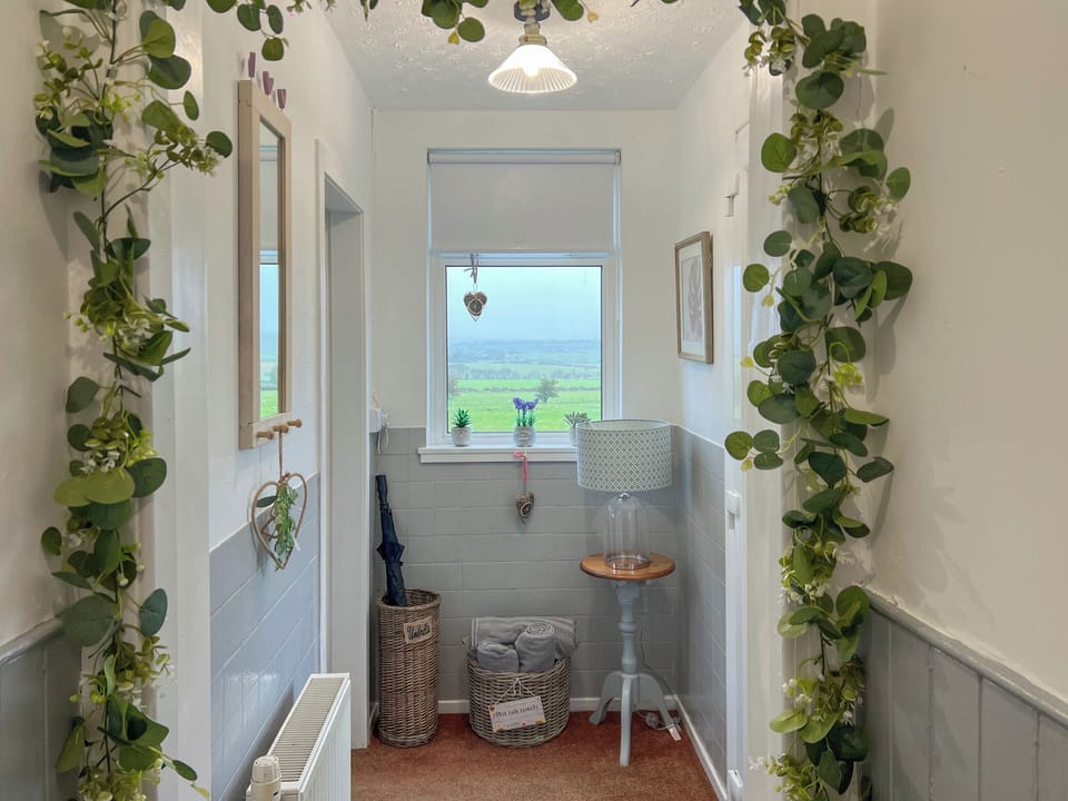 Hallway | Muirston Farmhouse - Farmhouse Holidays, Cumnock