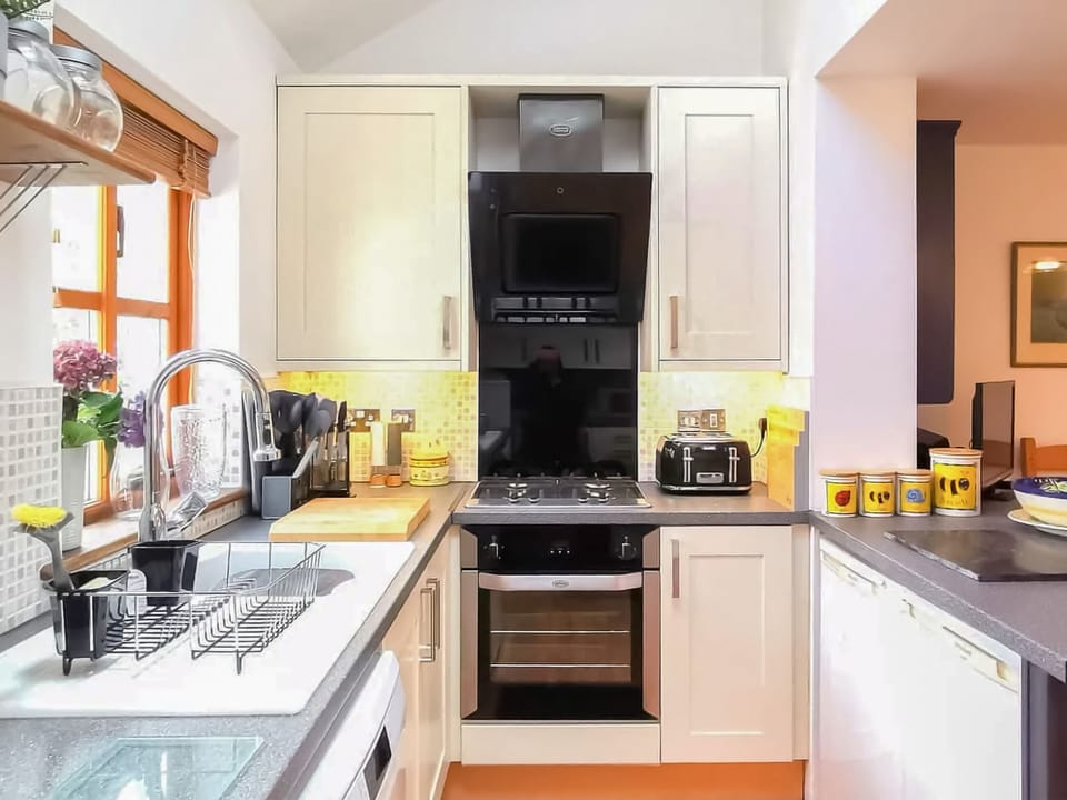 Kitchen | Hafod, St Just