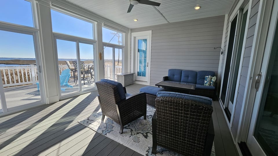 Screen Porch