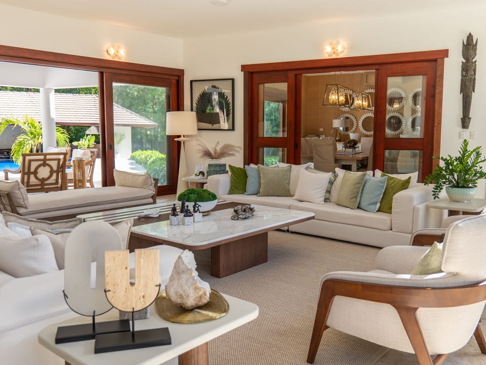 A unique interior design for this beautiful, convivial living room.