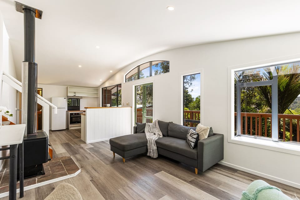 Kitchen and Lounge