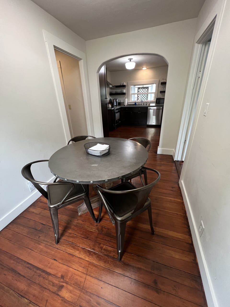 Dining area off kitchen