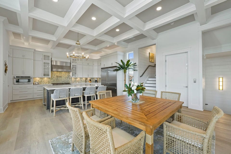 The Preakness at the Beach - Dune Allen Beach - Dining Room & Kitchen