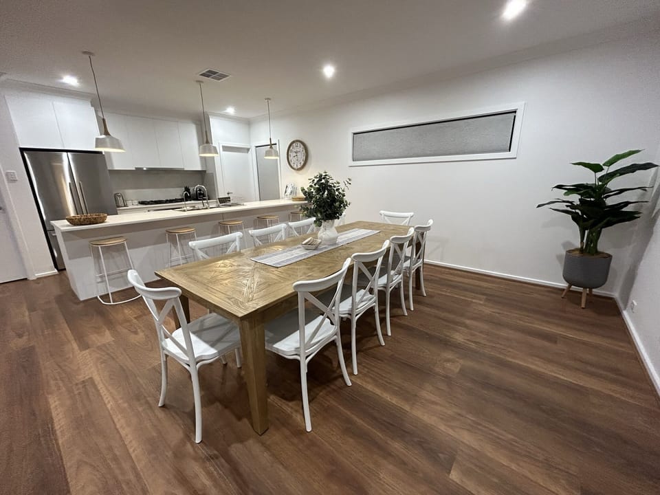 10 seater dining table + 5 bar stools