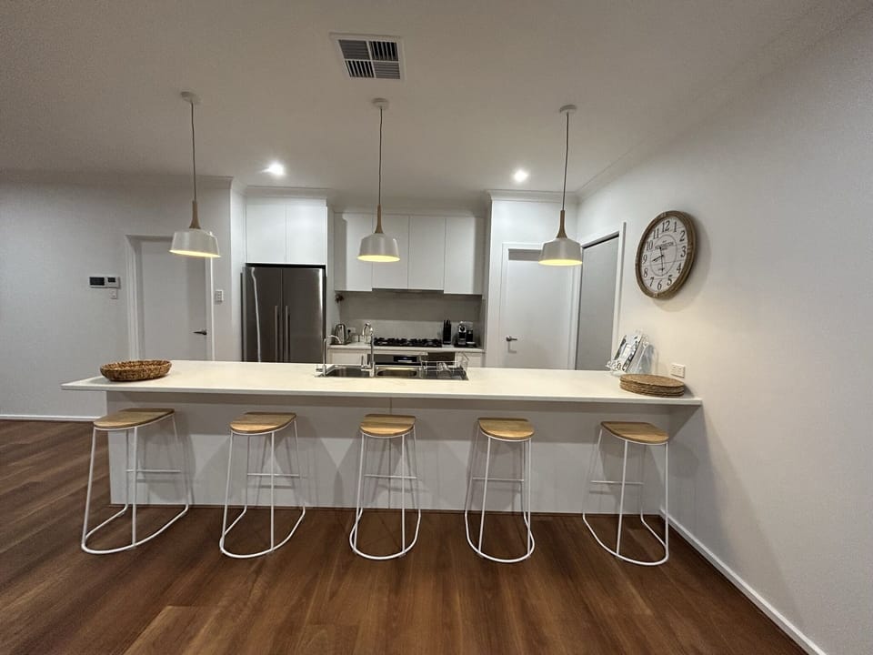 Fully equipped kitchen with new appliances and walk in pantry