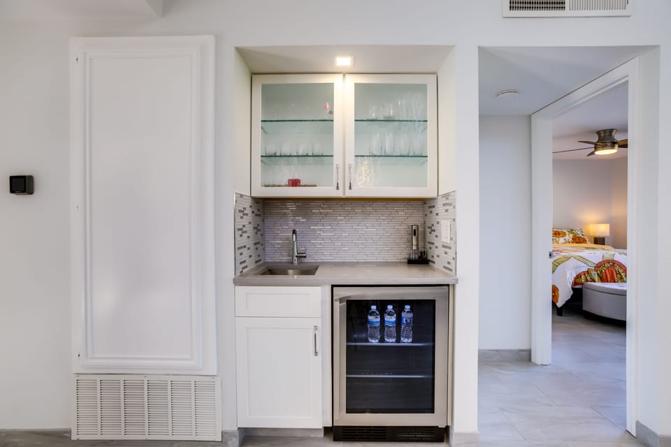 Wet Bar | Wine Cooler