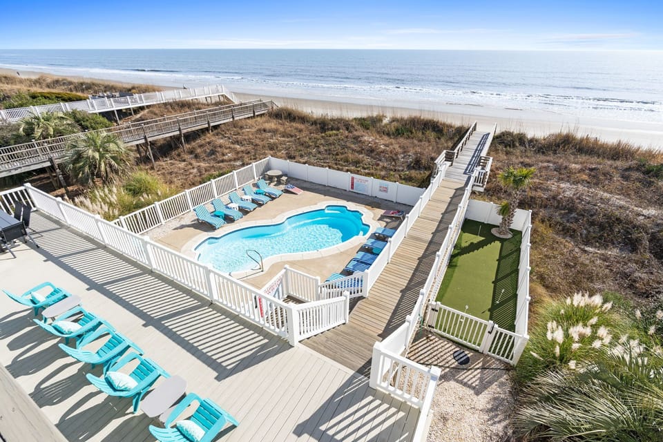 direct ocean front pool and putting green