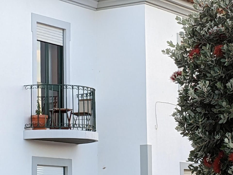 Balcony (Apt. B) - Casa dos Jacintos
