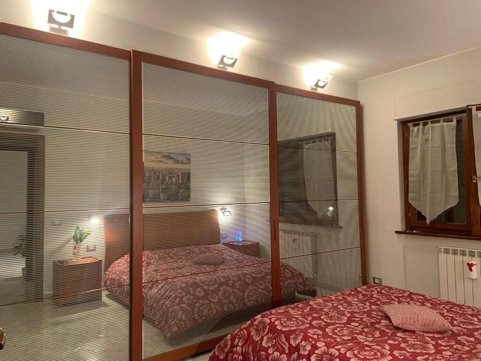 1 bedroom, iron/ironing board, travel crib, WiFi (free)