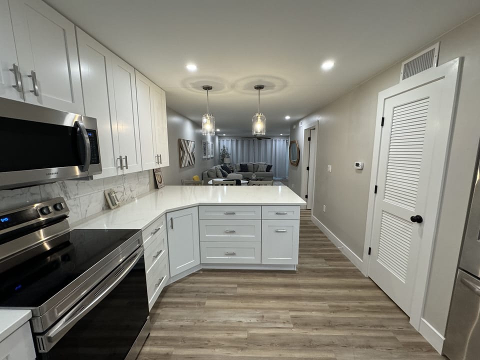 Kitchen with island