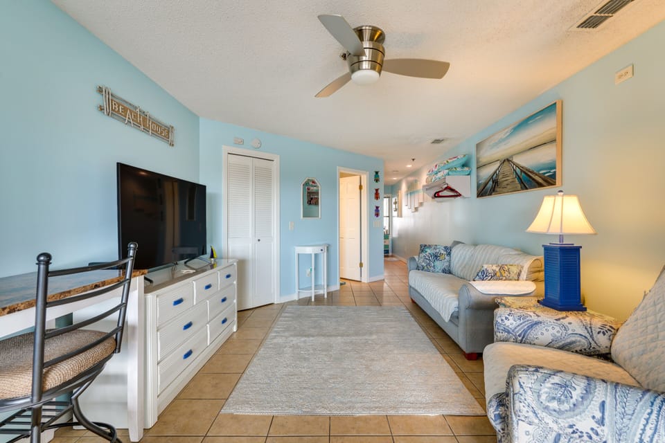 Panama City Beach Vacation Rental | Studio | 1BA | 623 Sq Ft