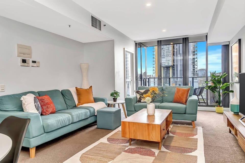 Sit back and unwind from the cosy living room, with a large TV with streaming services. 