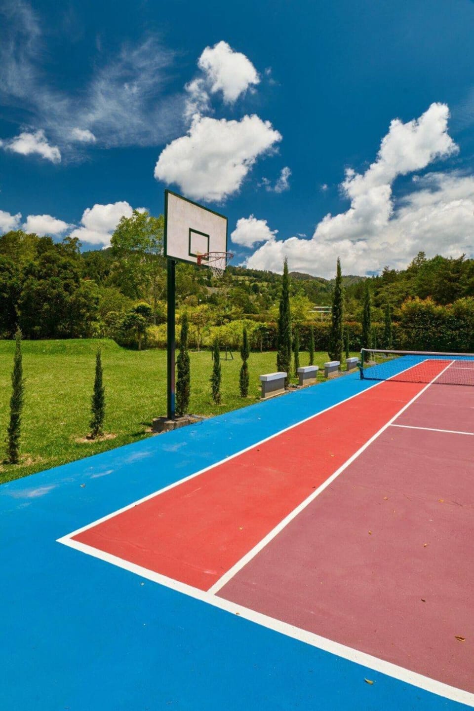 Sport court