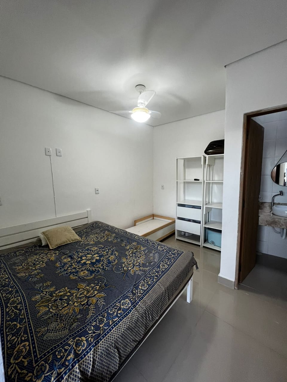 4 bedrooms, WiFi