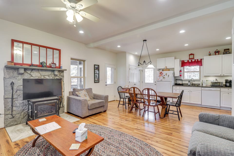 Living Room | Wood-Burning Stove | Central A/C & Heat | Free WiFi