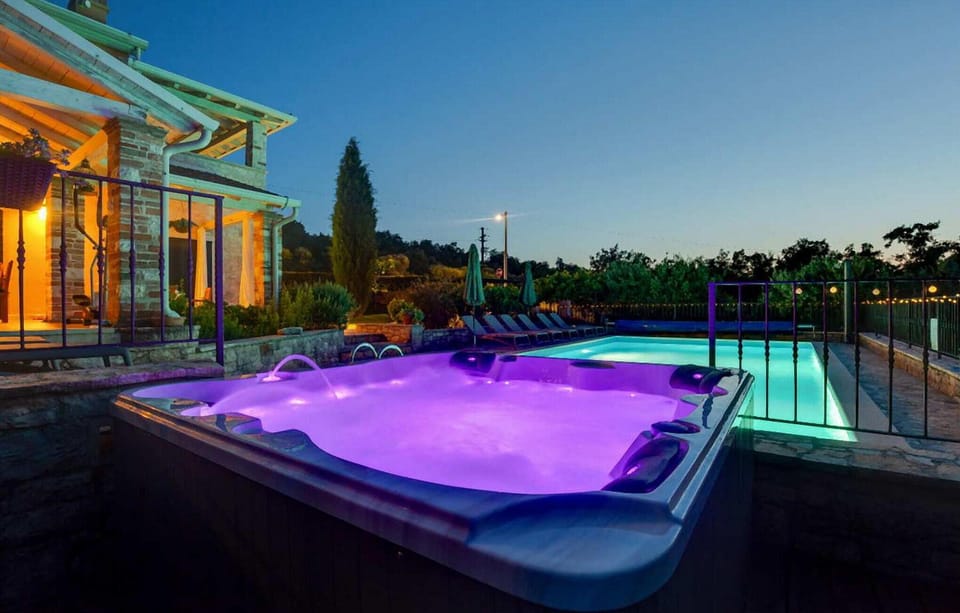 pool