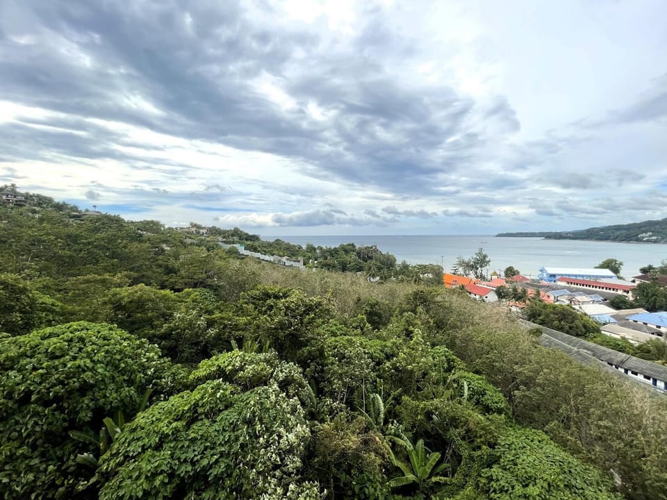 Walk to Kamala beach, Oceana sea view studio (11193)