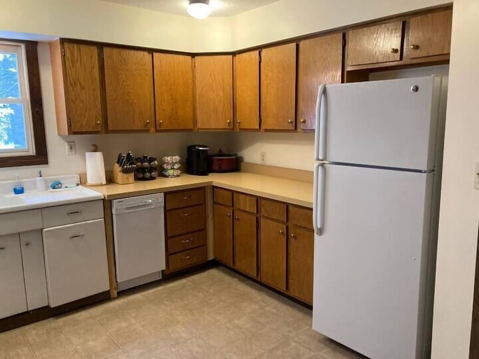 Kitchen (2)
