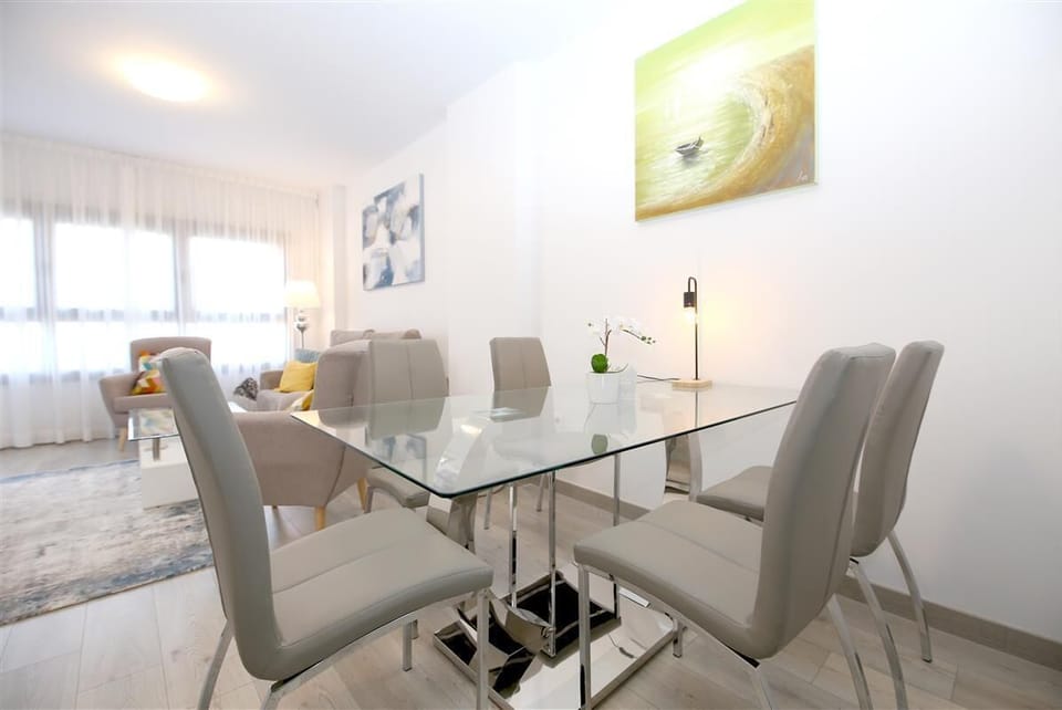 Another view of the dining area off the lounge from a different angle