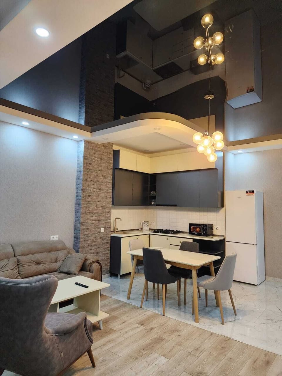 kitchen / sitting room