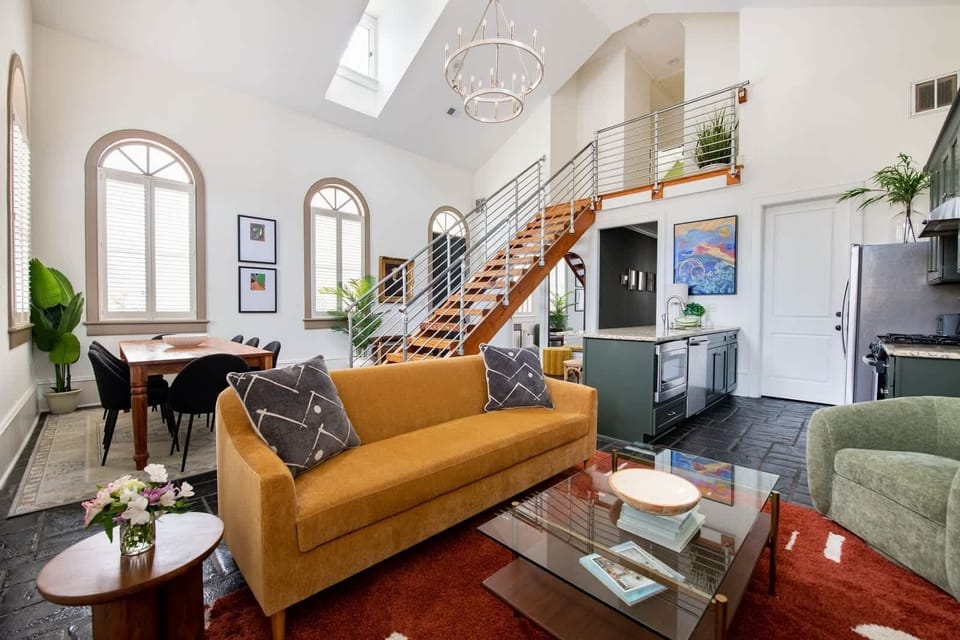 Spacious living room for all of your guests.