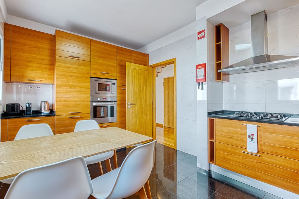 Fully equipped kitchen