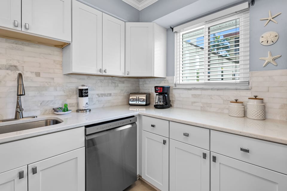Beautifully remodeled kitchen with dishwasher