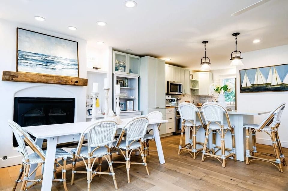 Dining Room with Fireplace