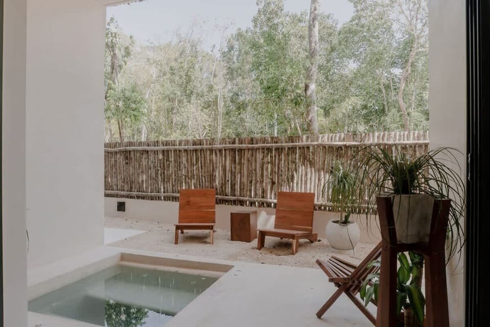 Private plunge pool