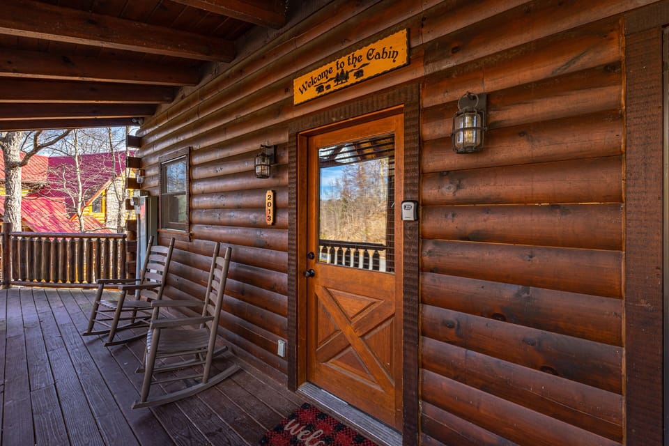 at bear pause cabin a 3 bedroom cabin rental located in gatlinburg
