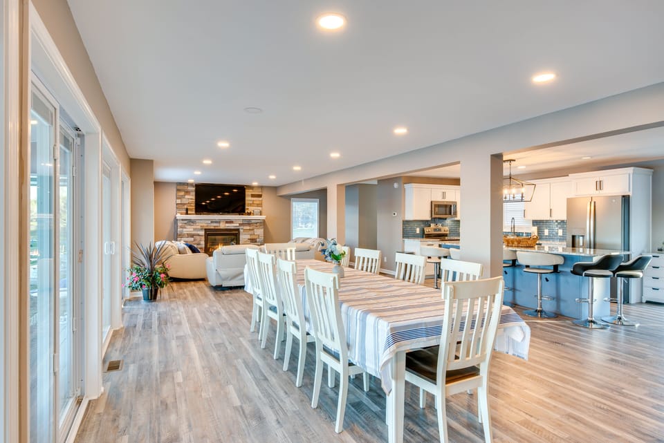 Dining Area | 1st Floor