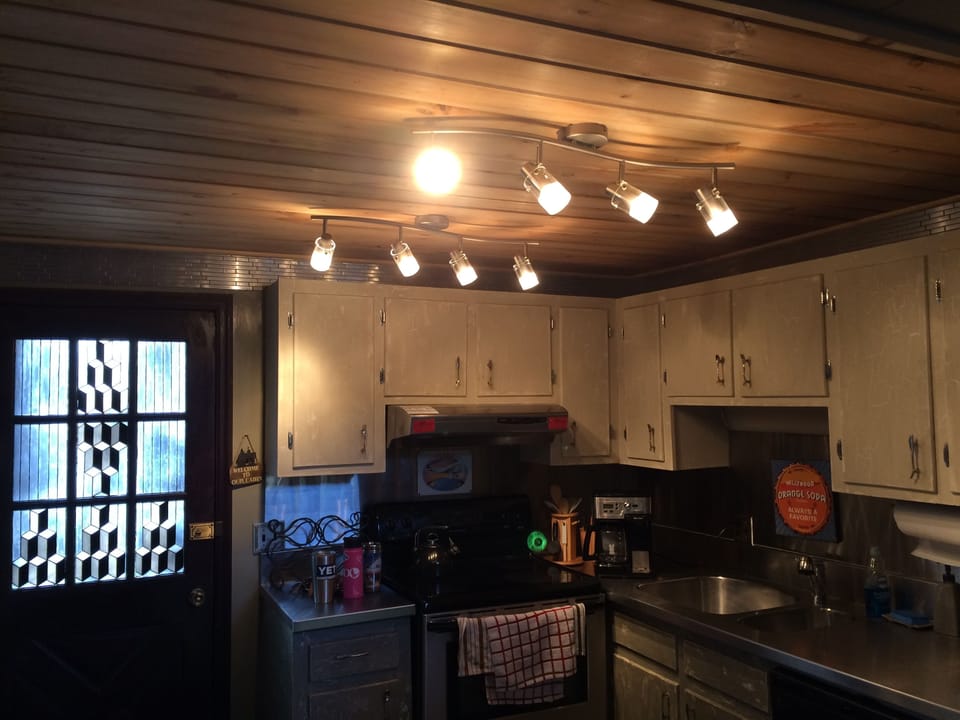 Entry and kitchen... small but sweet details