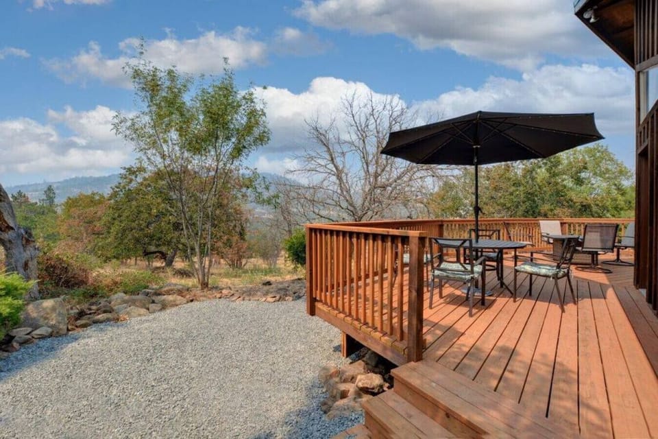 Large deck with views of the natural beauty!