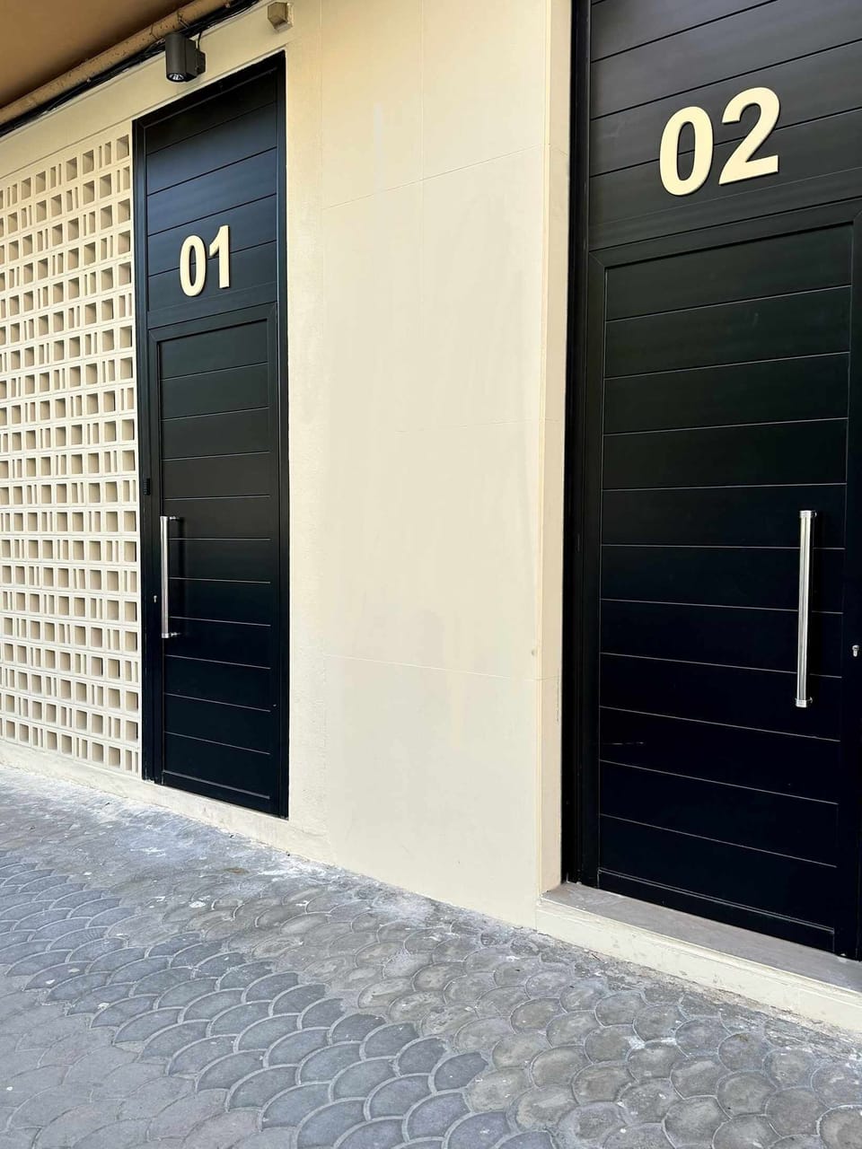 Facade/entrance