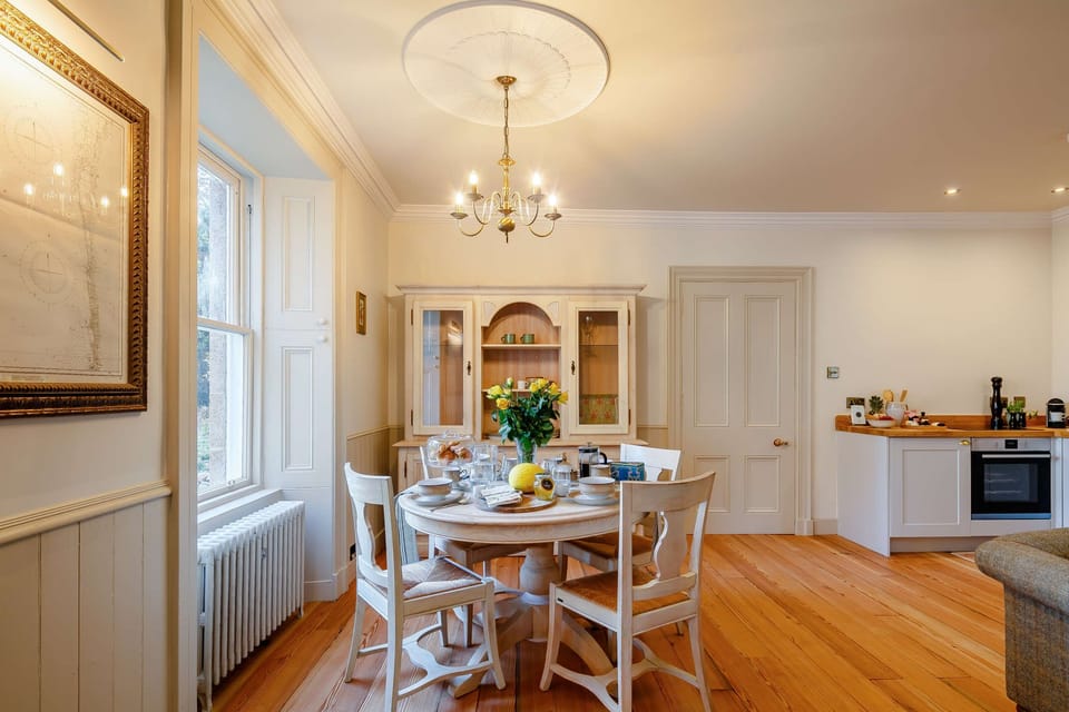 Ground floor lounge/kitchen/dining area