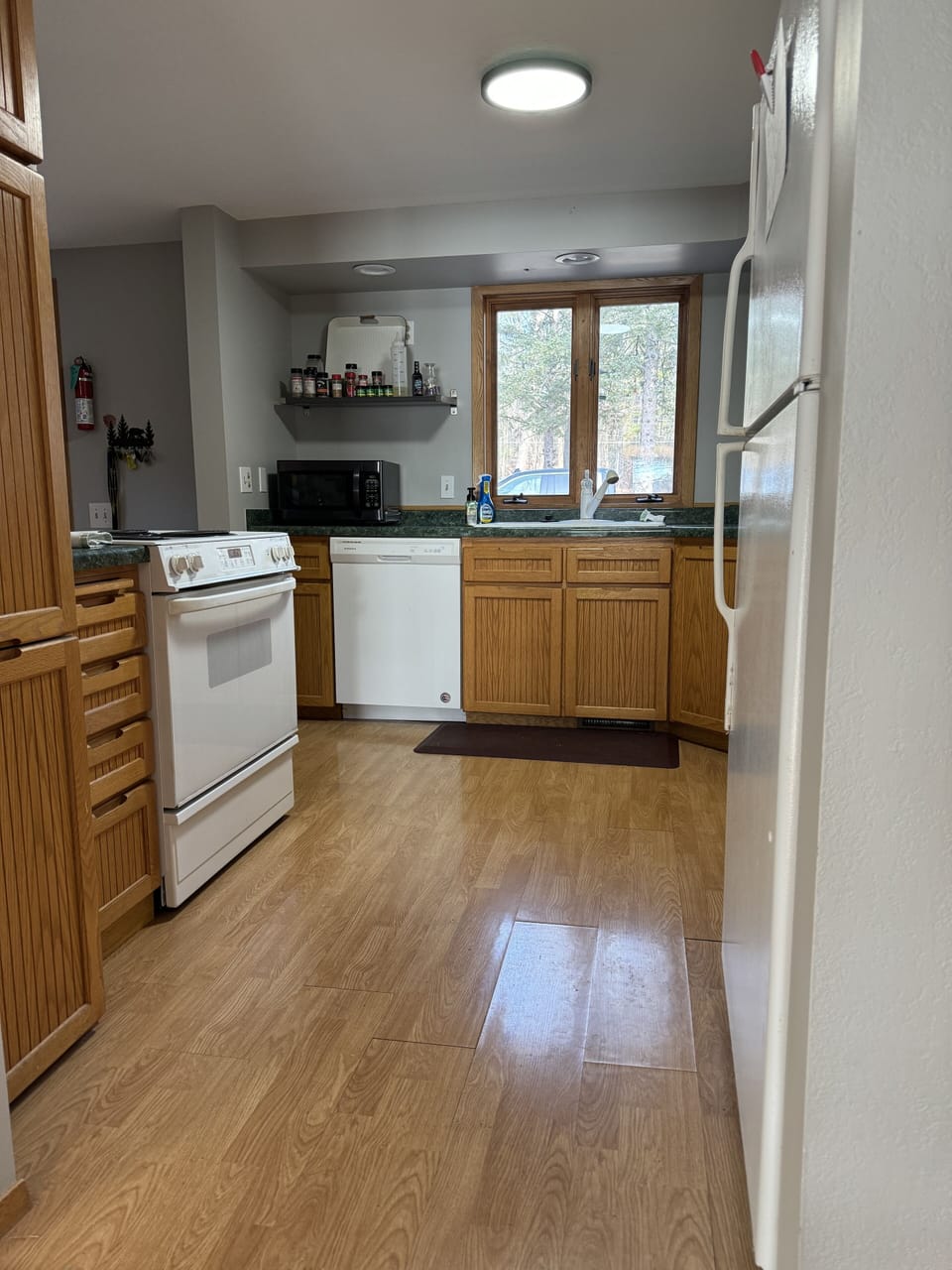 Fully equipped kitchen