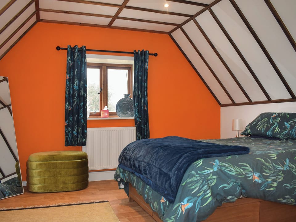 Double bedroom | Kingfisher Granary, Battle