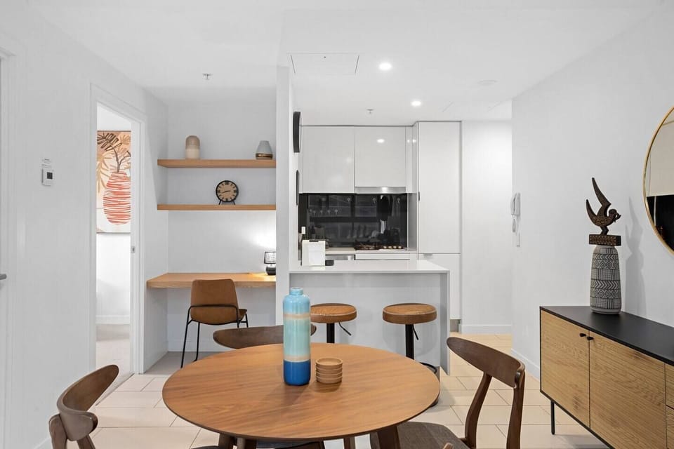 Need a place to work or catch up on emails? You'll discover a dedicated workspace conveniently located next to the kitchen for your convenience.