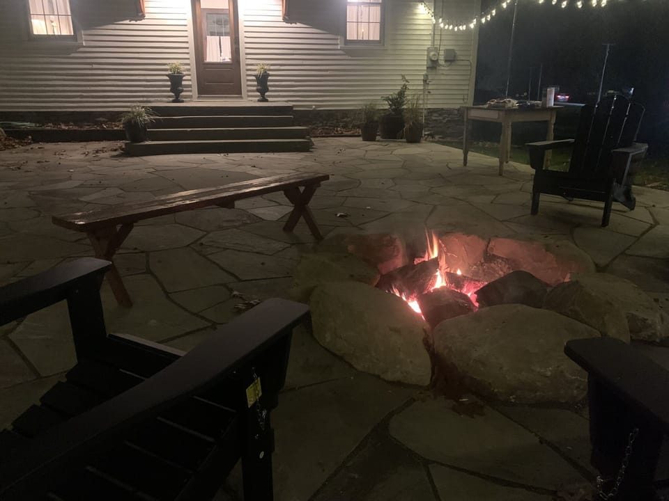 Fire Pit and patio area 