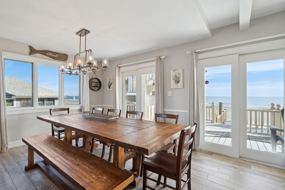 Dining table with plenty of seating to enjoy a meal with friends and family
