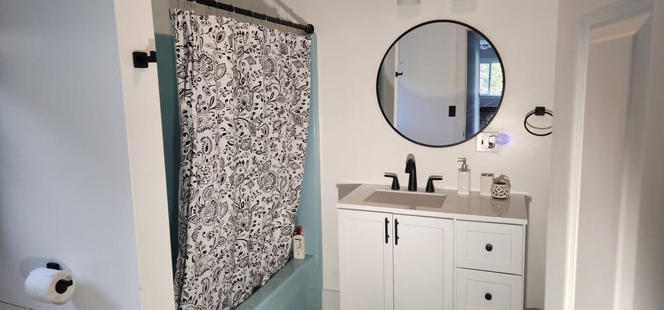 Upstairs shower