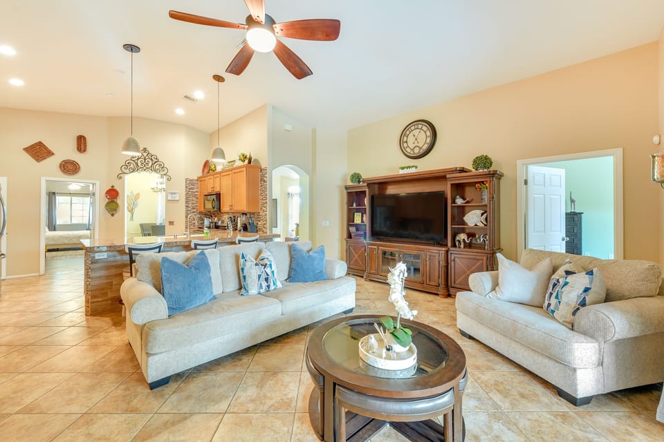 Living Area | Full Sleeper Sofa