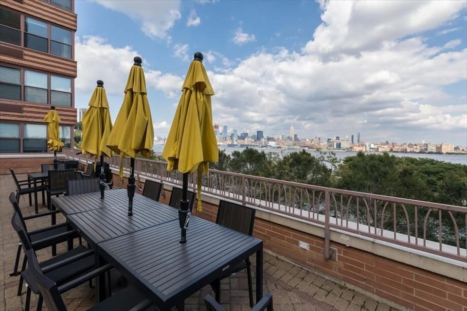 Hoboken 1 Bedroom Building Exterior