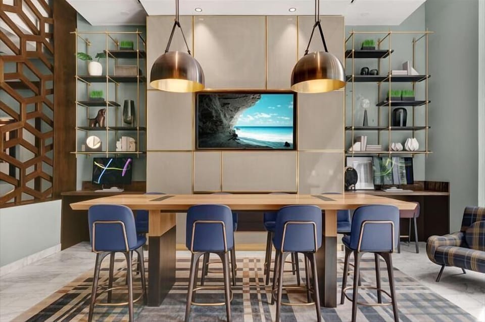Jersey City 2 Bedroom Lobby