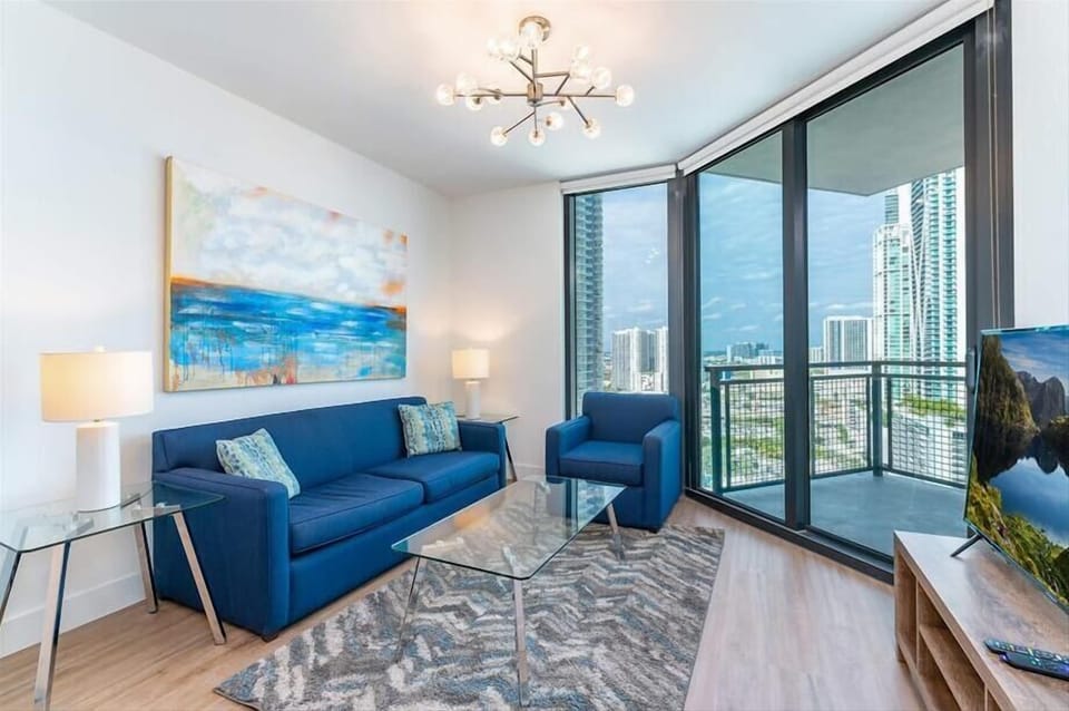 Miami 1 Bedroom Living Room
