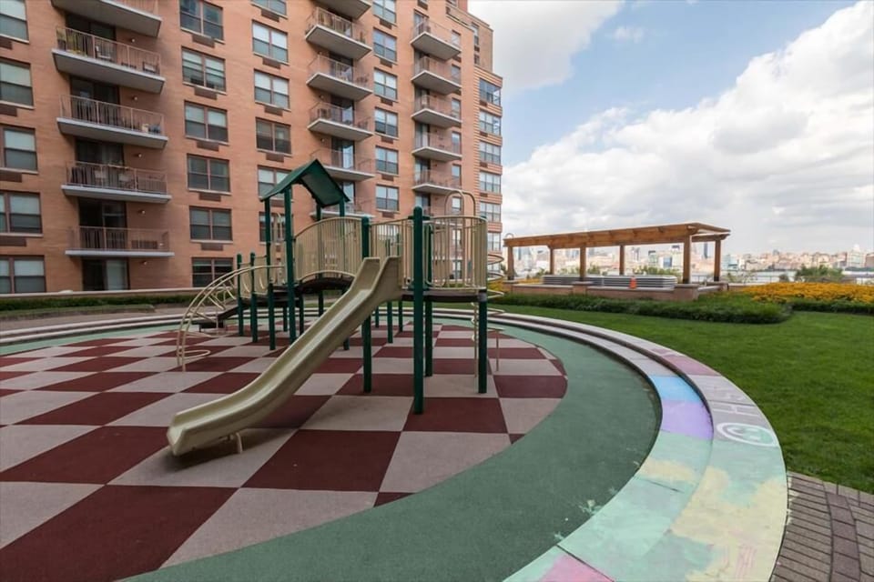 Hoboken 1 Bedroom Building Exterior