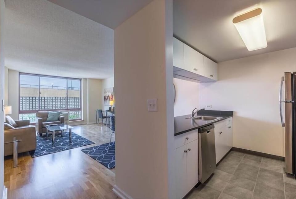 Hoboken 1 Bedroom Kitchen